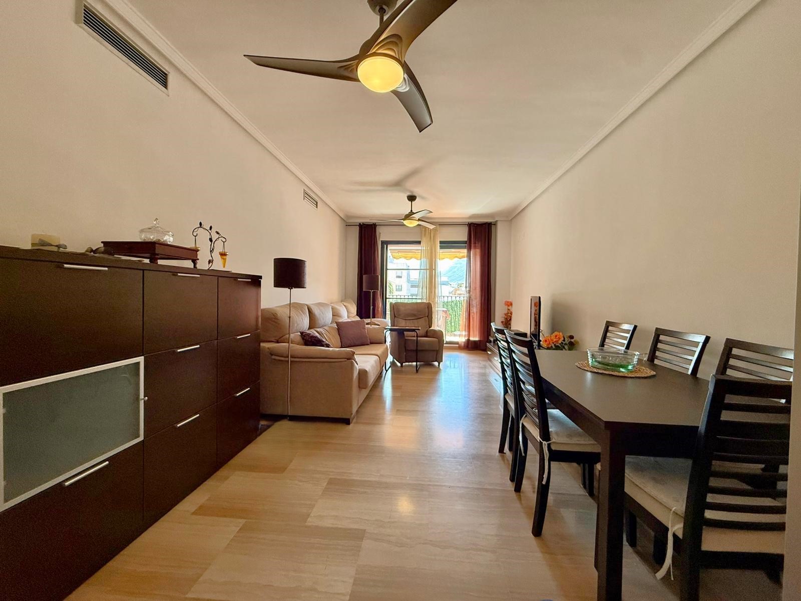 Wohnung in Denia mit drei Schlafzimmern in der Miguel Hernandez Zone
