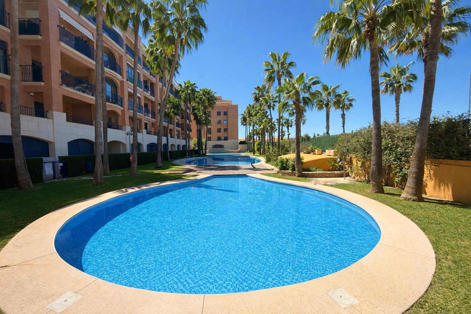 Wohnung in Denia mit drei Schlafzimmern in der Miguel Hernandez Zone