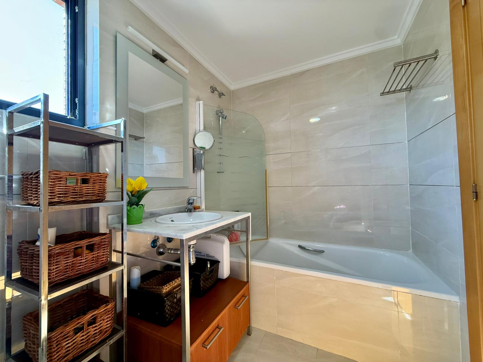 Wohnung in Denia mit drei Schlafzimmern in der Miguel Hernandez Zone