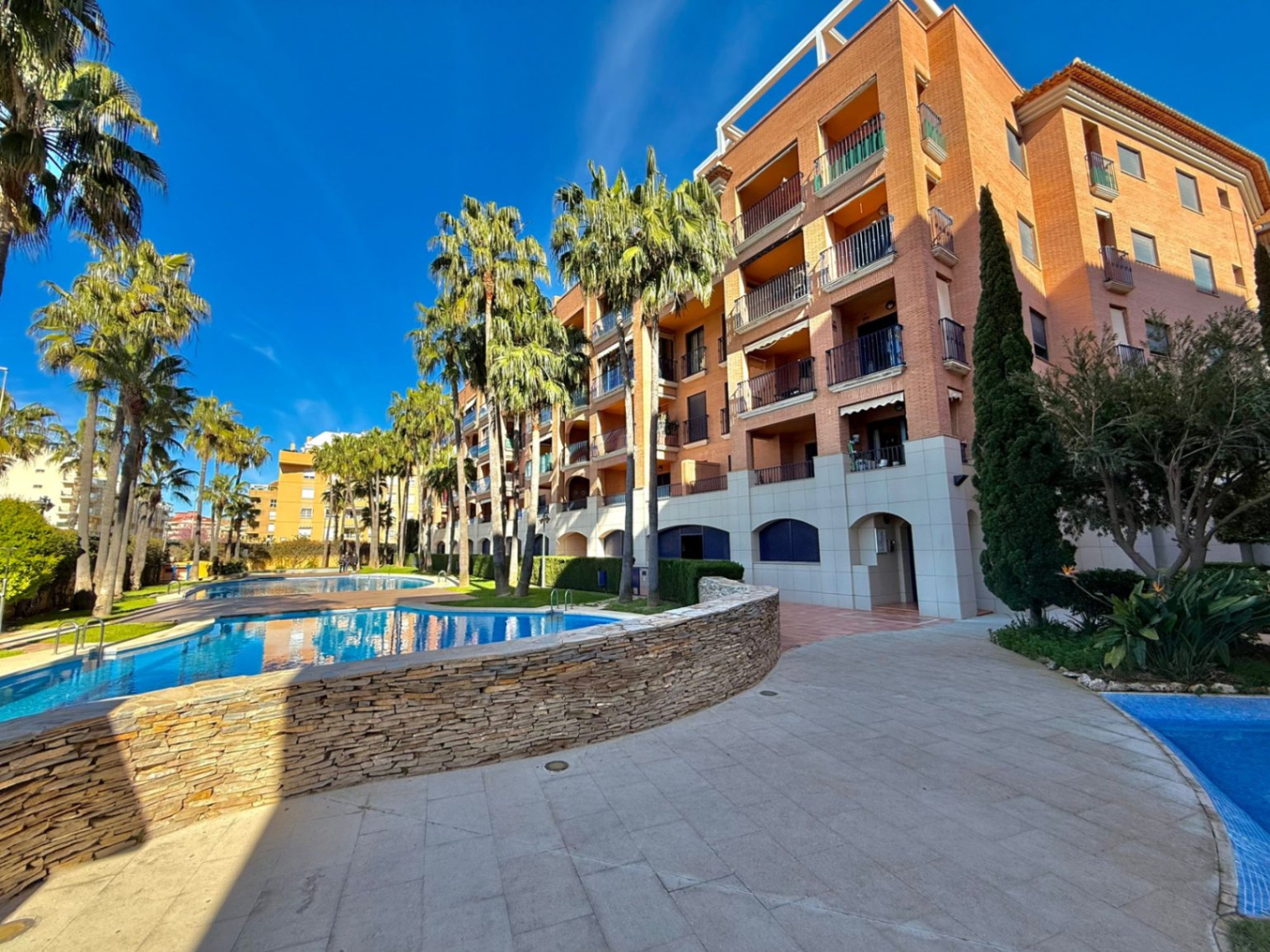 Wohnung in Denia mit drei Schlafzimmern in der Miguel Hernandez Zone