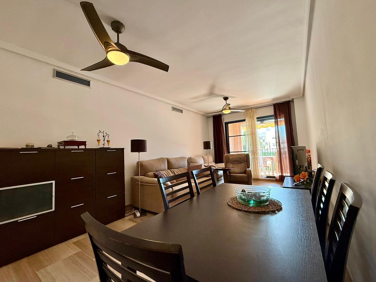 Wohnung in Denia mit drei Schlafzimmern in der Miguel Hernandez Zone