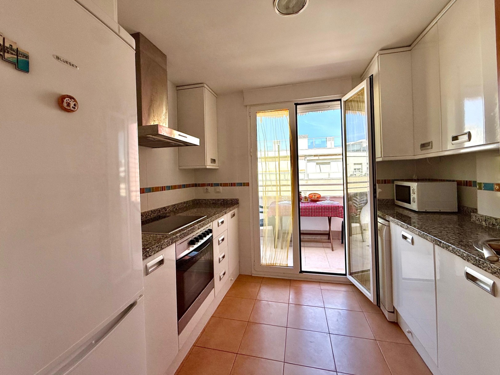 Ático exclusivo en Dénia, junto a la playa y a un paso del centro