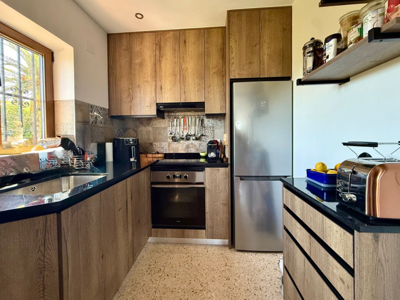 chafenla - Chalet en Monte Pedreguer de dos dormitorios con apartamento independiente