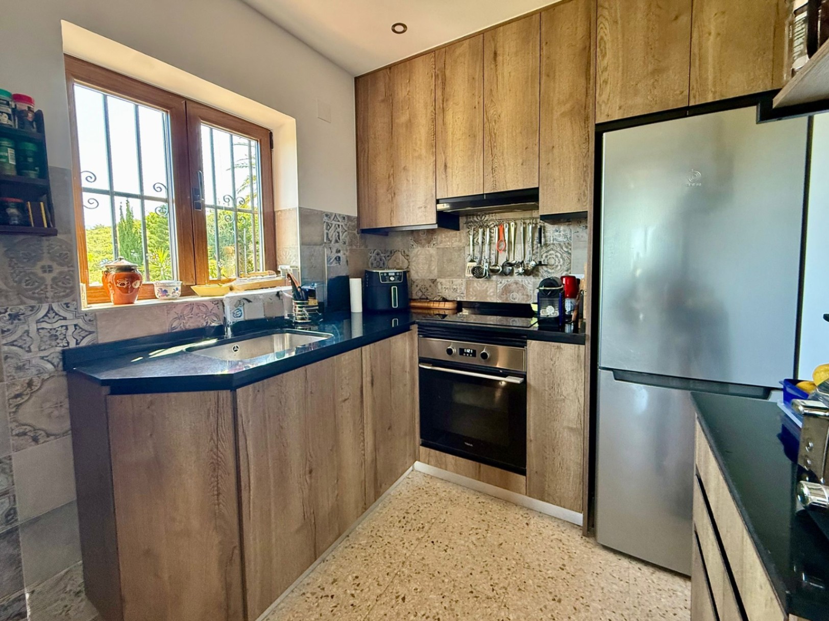 chafenla - Chalet en Monte Pedreguer de dos dormitorios con apartamento independiente