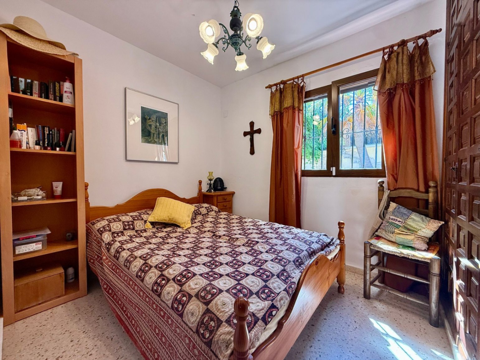 chafenla - Chalet en Monte Pedreguer de dos dormitorios con apartamento independiente