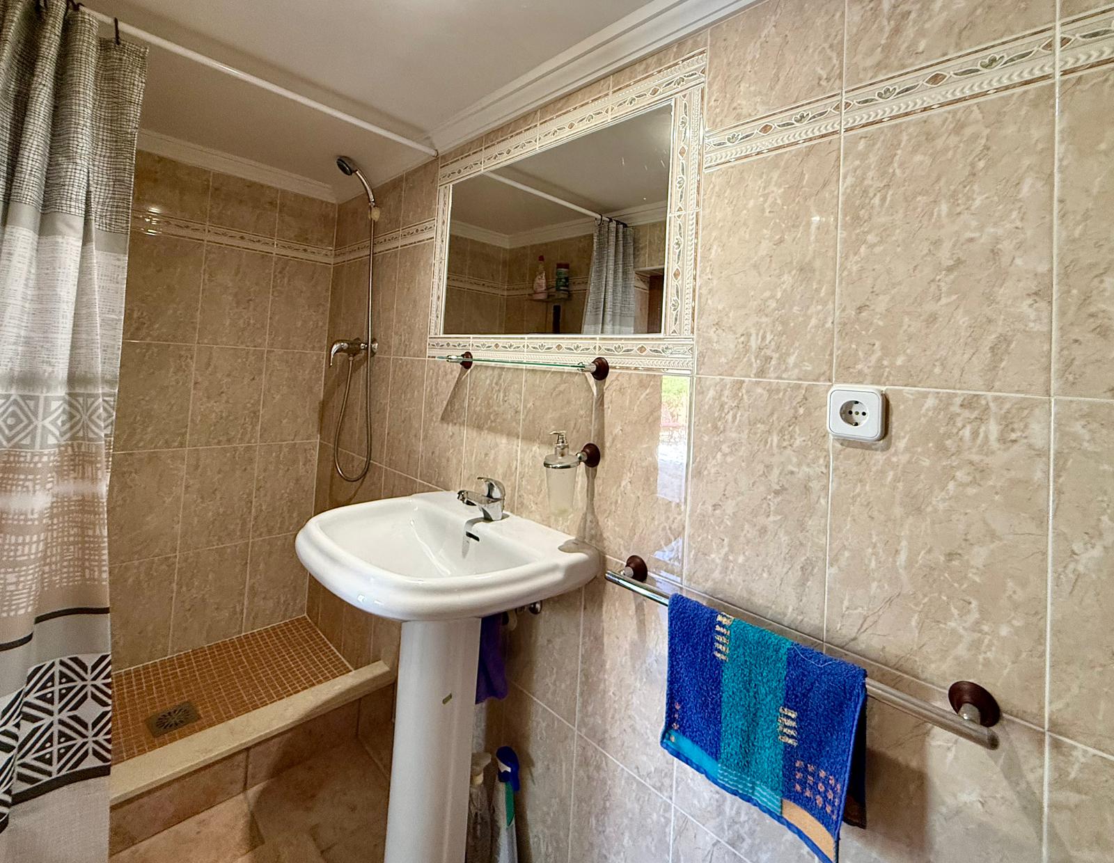 chafenla - Chalet en Monte Pedreguer de dos dormitorios con apartamento independiente