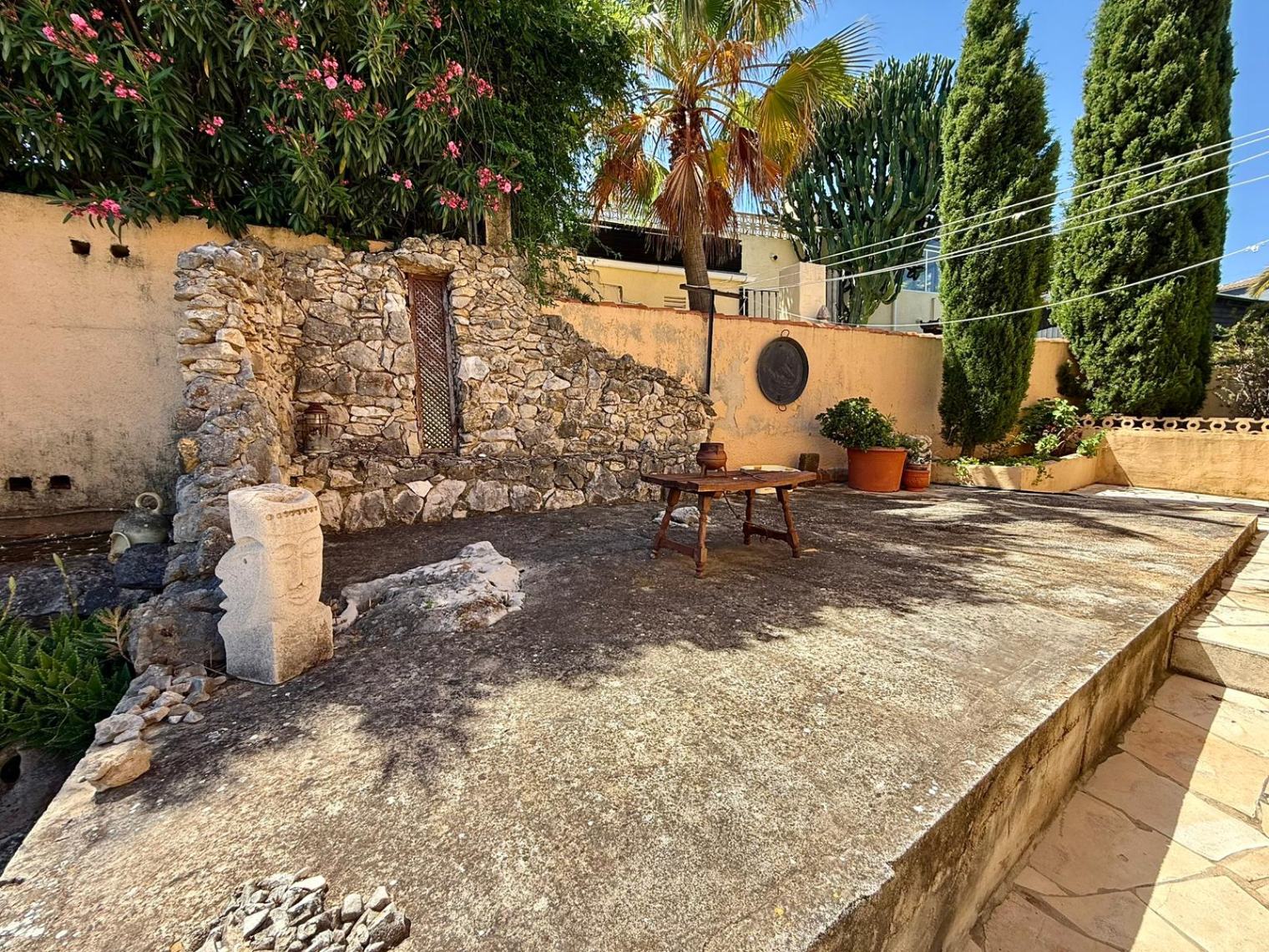 chafenla - Chalet en Monte Pedreguer de dos dormitorios con apartamento independiente