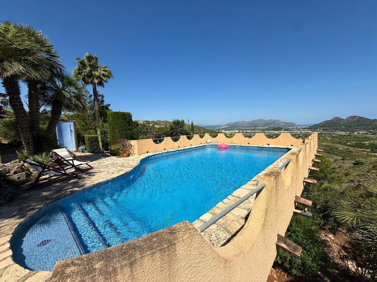 chafenla - Chalet en Monte Pedreguer de dos dormitorios con apartamento independiente
