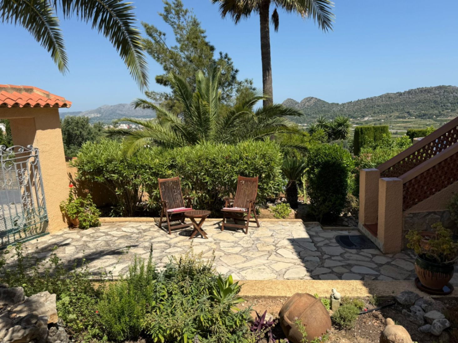 chafenla - Chalet en Monte Pedreguer de dos dormitorios con apartamento independiente