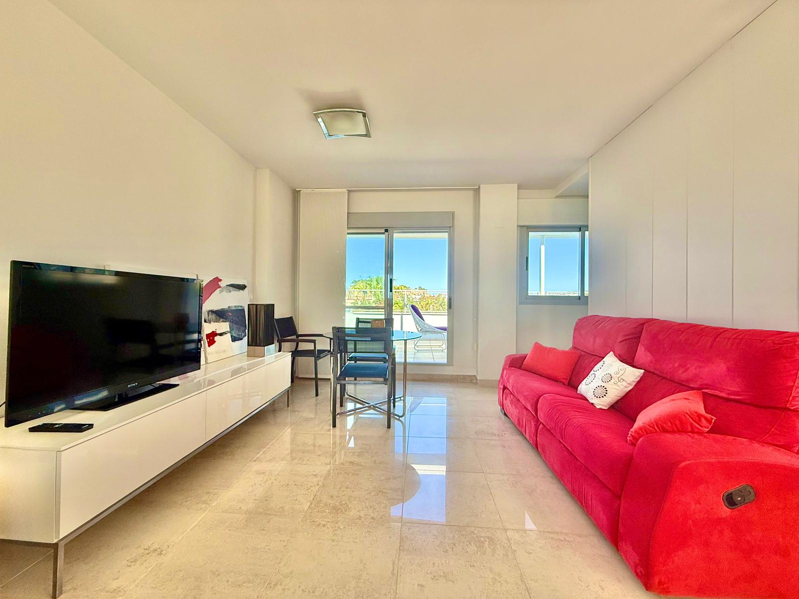 Penthouse avec des vues incroyables près de la mer et du centre de Denia.
