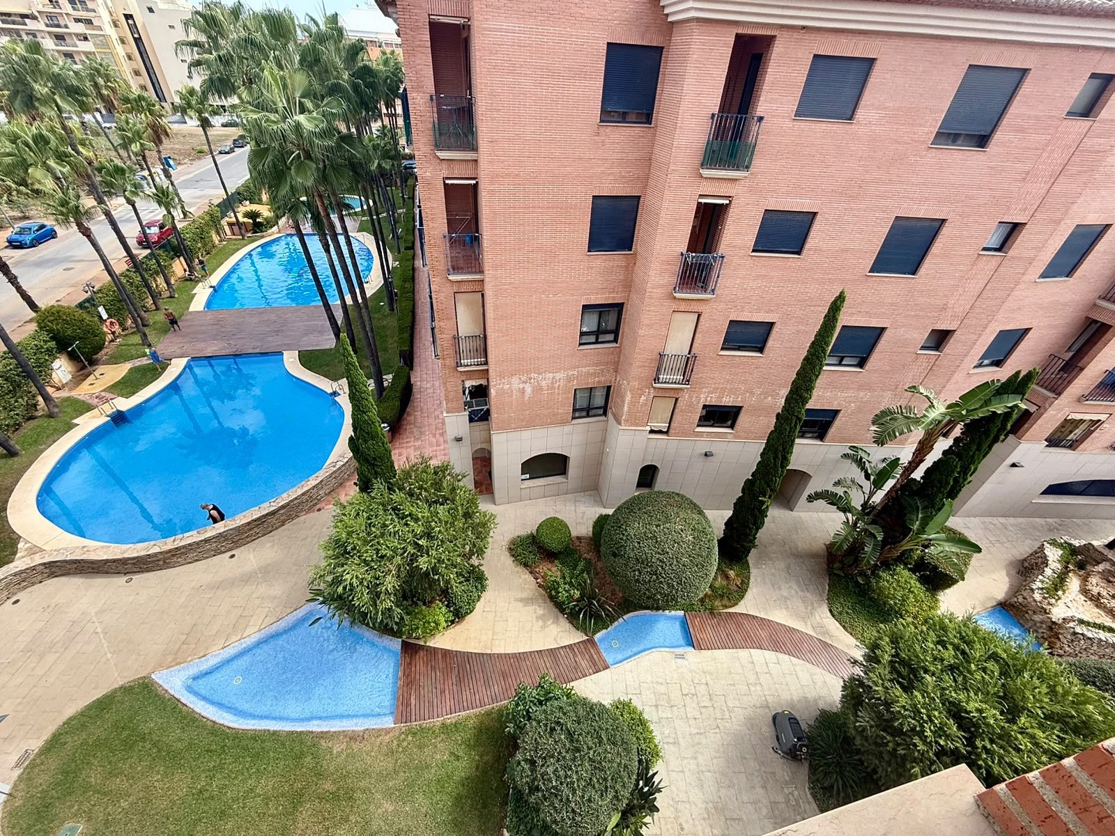Exclusive apartment in the Miguel Hernández area, Dénia.