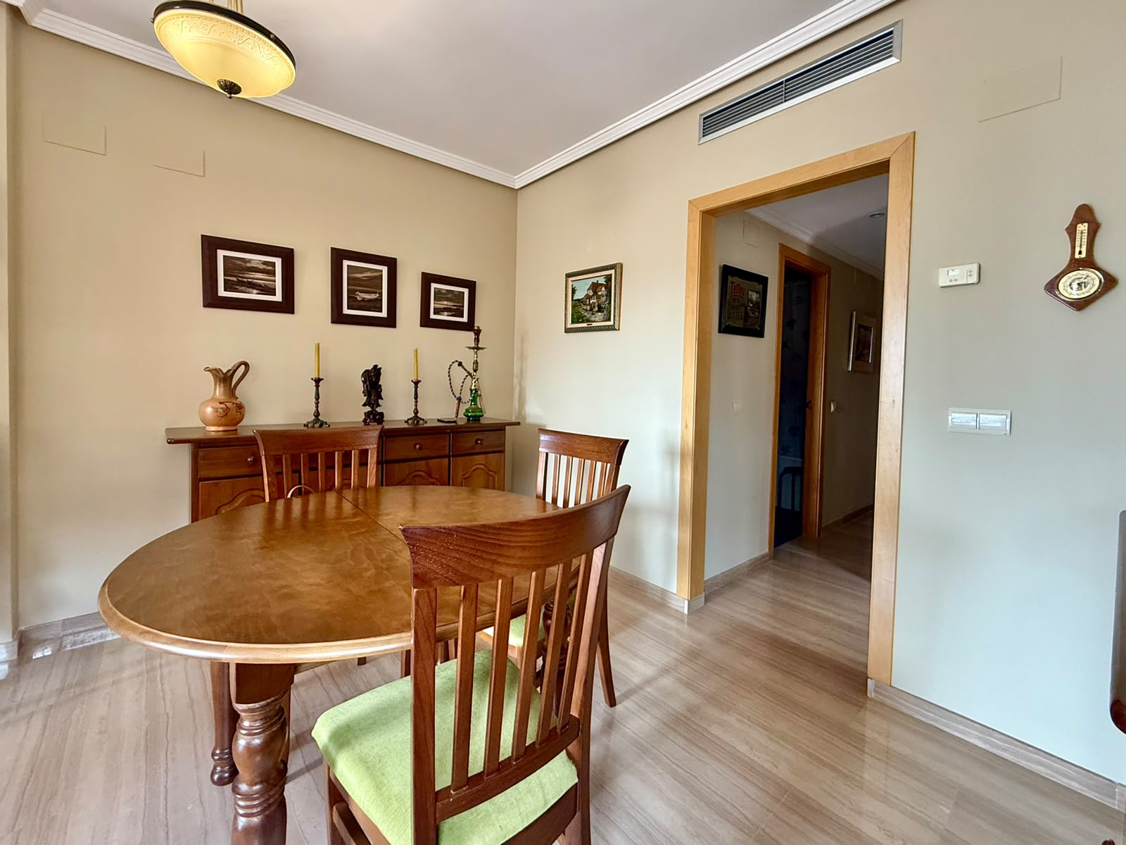 Exclusive apartment in the Miguel Hernández area, Dénia.