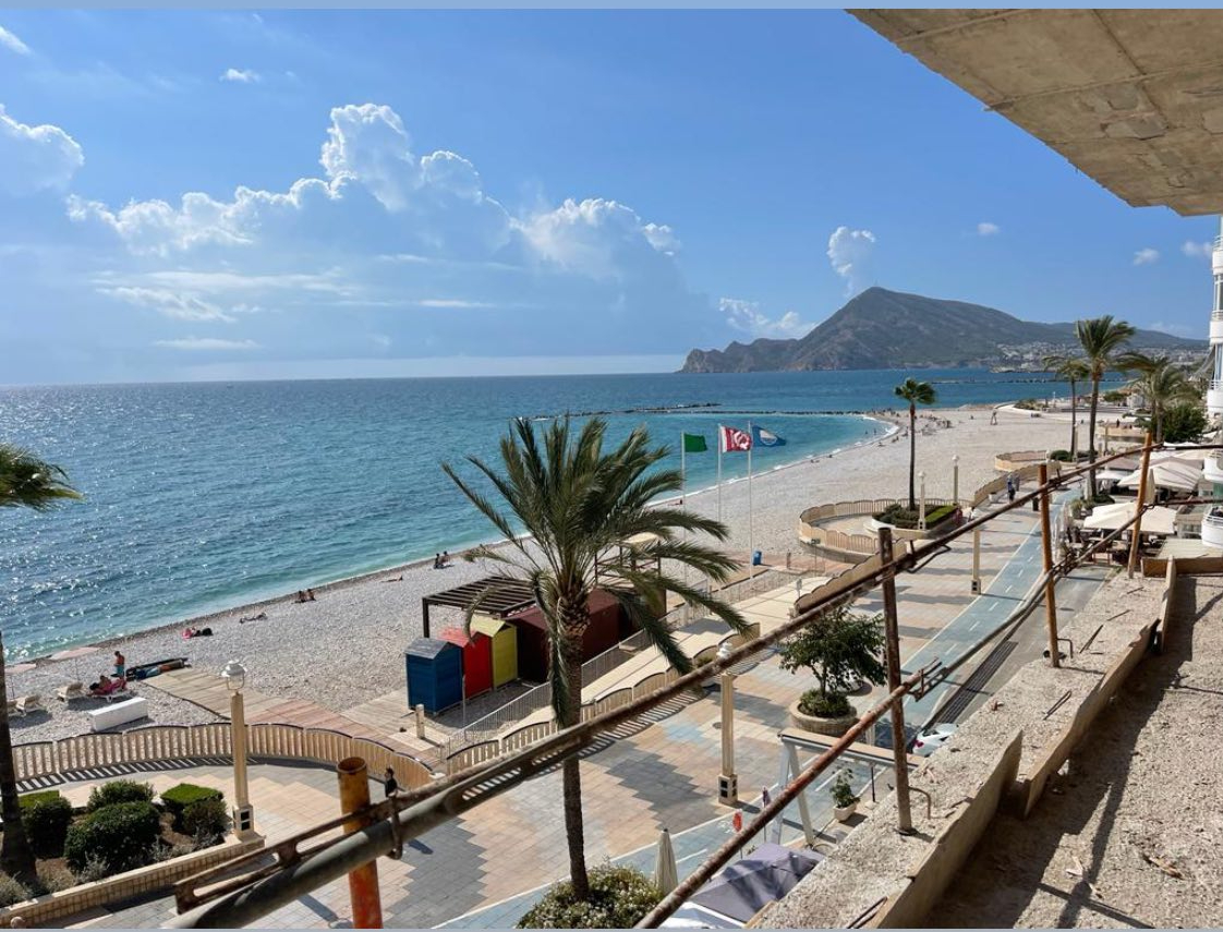 New seafront homes in Altea center